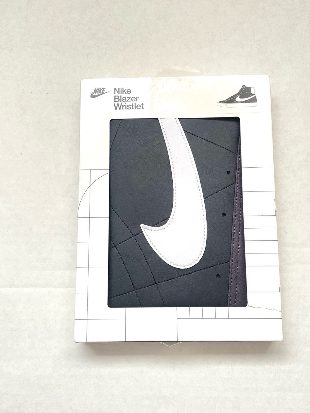 Nike Icon Blazer Wristlet 7"W x 5 1/2"H x 3/8"D Black White Swoosh HF3601-091